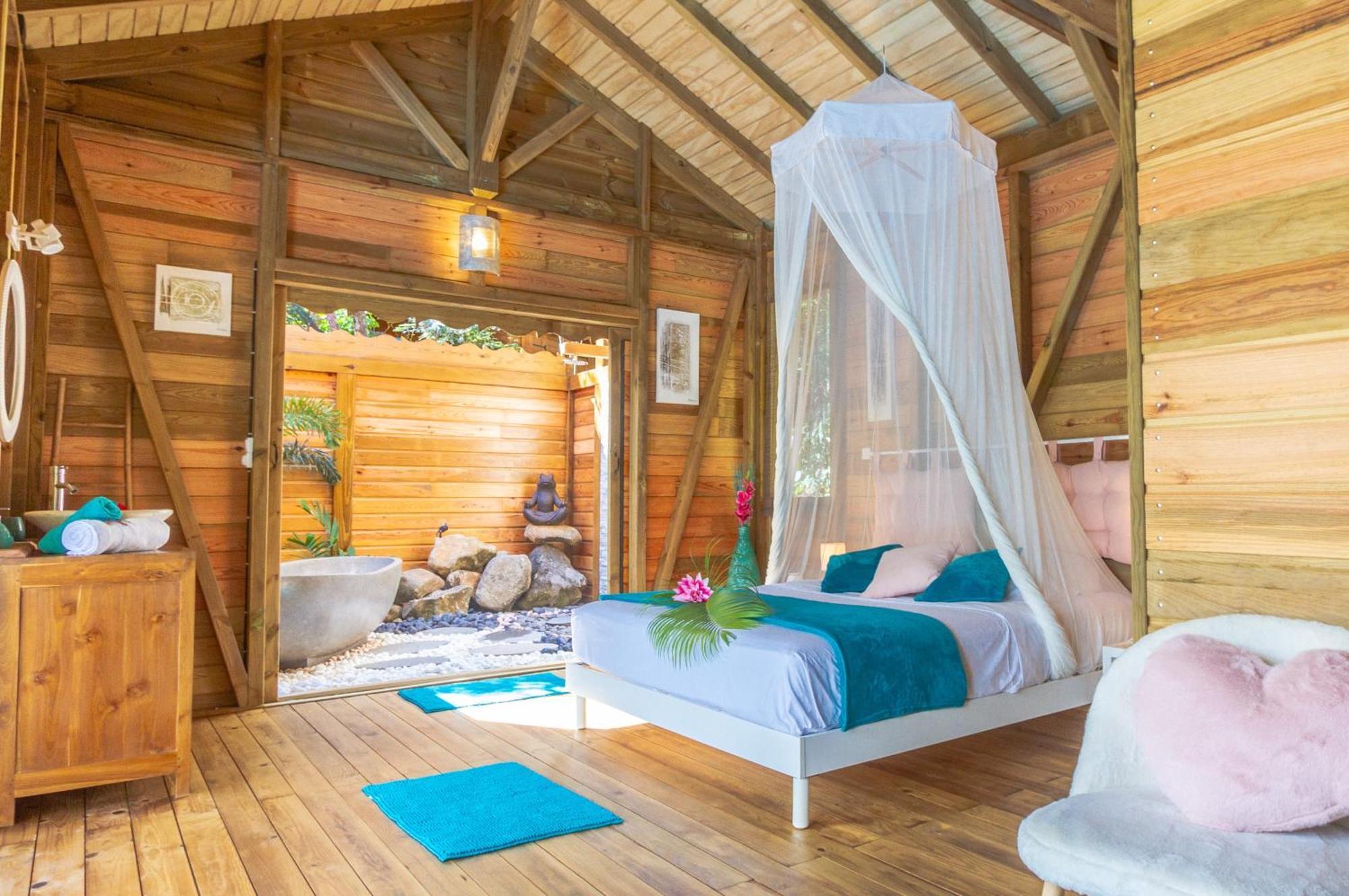 Au Jardin Des Colibris Ecolodge&Spa Деше Экстерьер фото